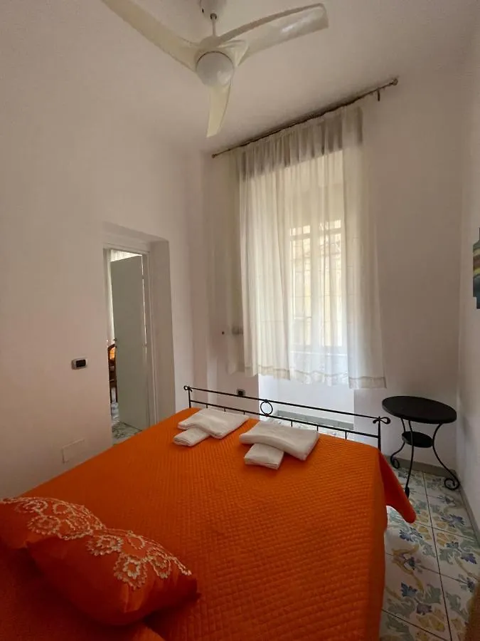 Queen Carolina'S Homes - Apartments In Old Town Napoli 0*,