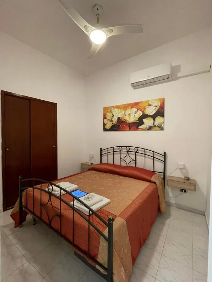 Queen Carolina'S Homes - Apartments In Old Town Napoli 0*,