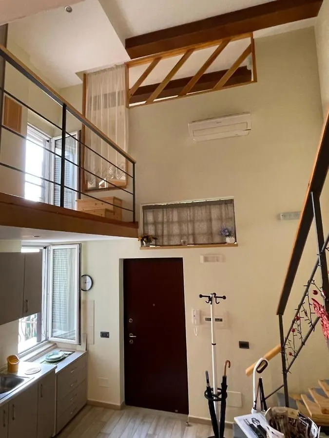 Queen Carolina'S Homes - Apartments In Old Town Napoli İtalya