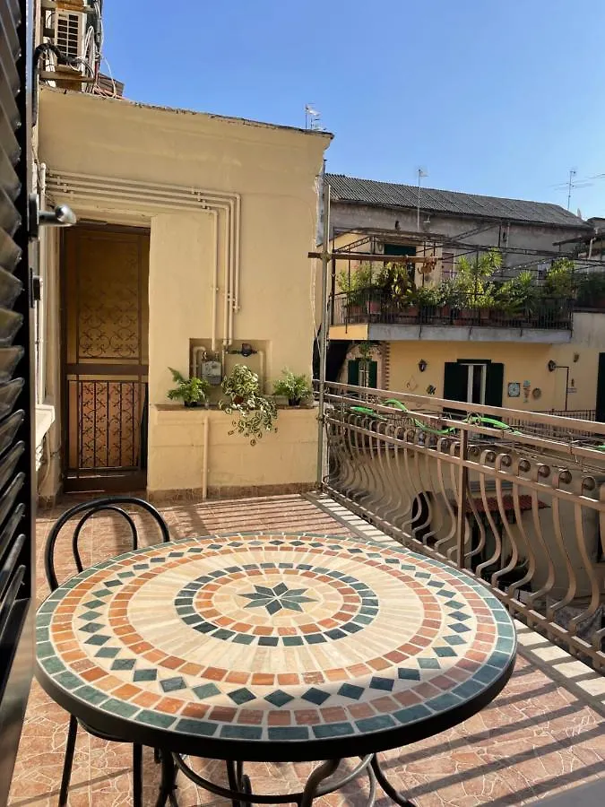 Queen Carolina'S Homes - Apartments In Old Town Napoli Tatil Evi