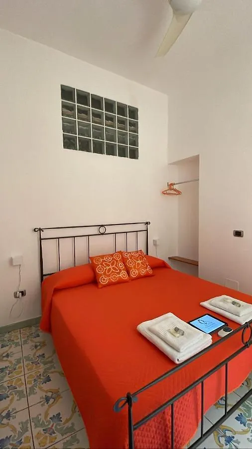 Queen Carolina'S Homes - Apartments In Old Town Napoli