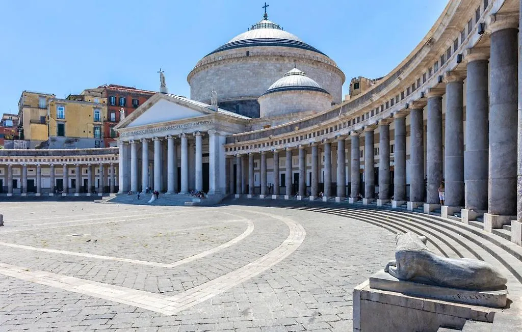 Queen Carolina'S Homes - Apartments In Old Town Naples Italie