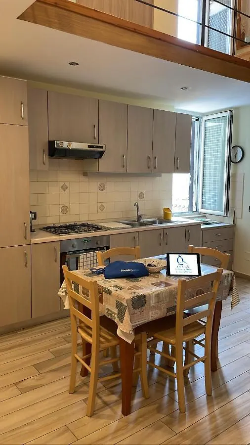 Queen Carolina'S Homes - Apartments In Old Town Naples