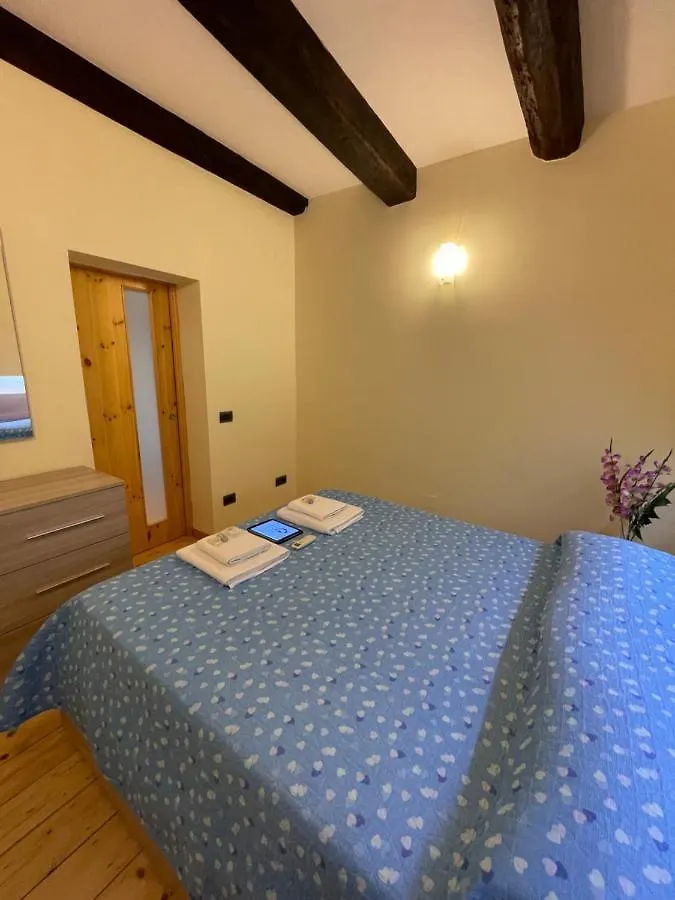 Queen Carolina'S Homes - Apartments In Old Town Νάπολη 0*,  Ιταλία
